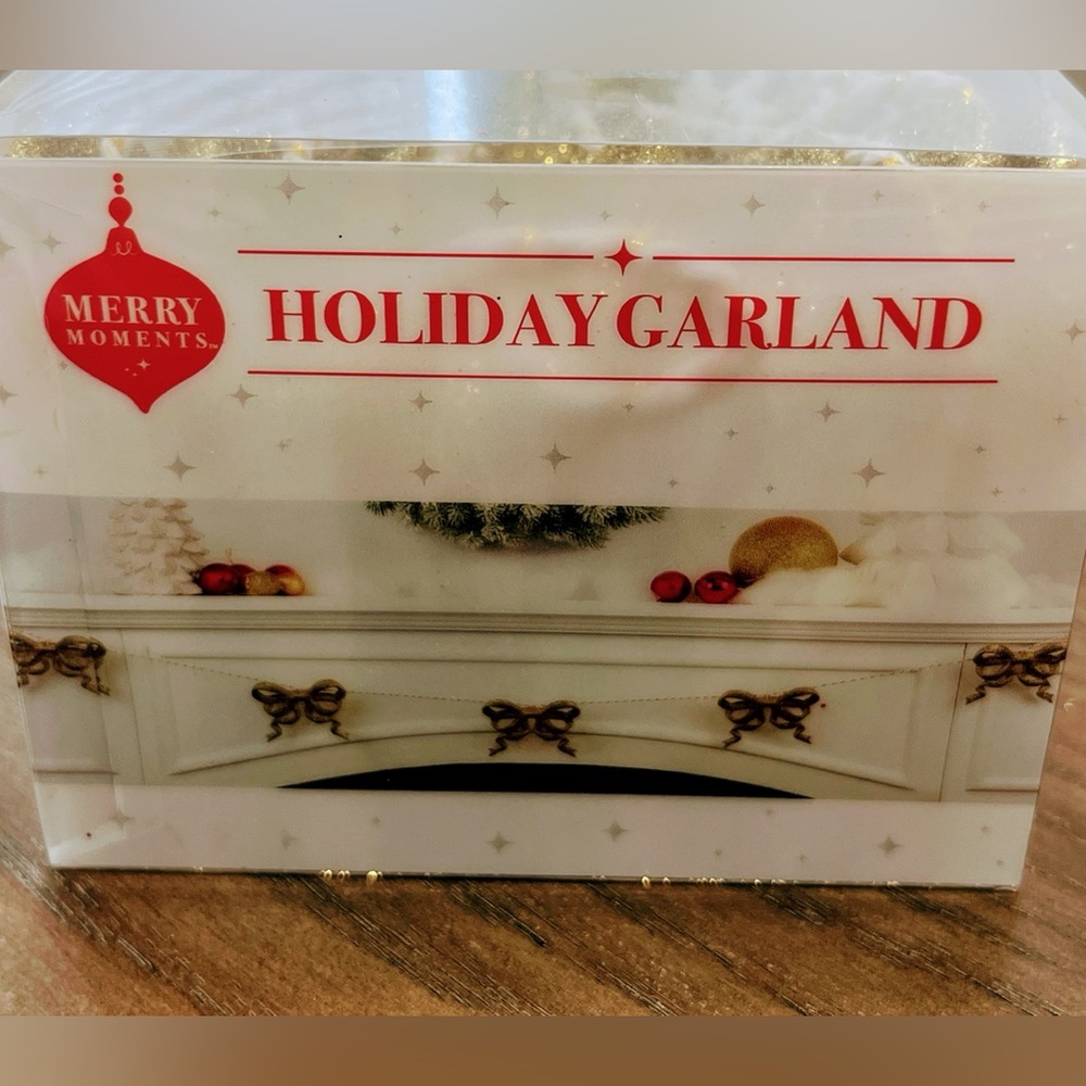 NEW in BOX Gold Glitter Bow Holiday Garland - Picture 7 of 11